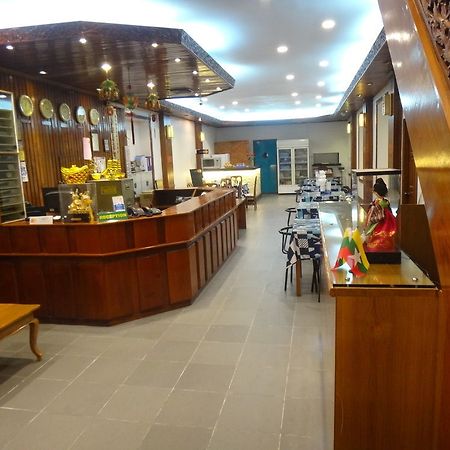 Chit Sayar Hotel Rangum Exterior foto