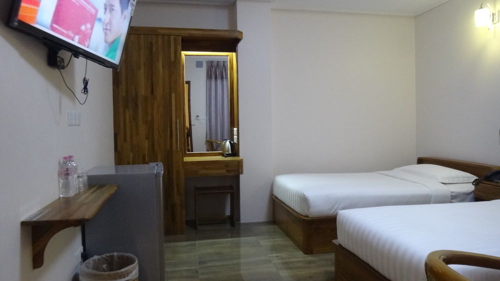 Chit Sayar Hotel Rangum Exterior foto
