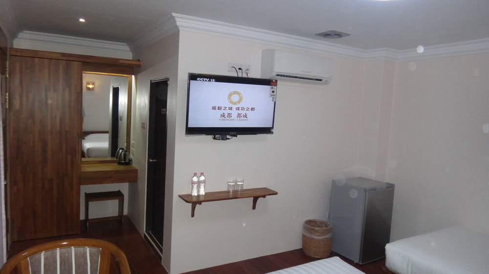 Chit Sayar Hotel Rangum Exterior foto